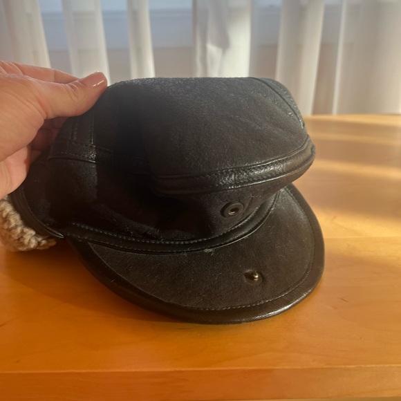 Sheepskin Leather  hat - Picture 4 of 6